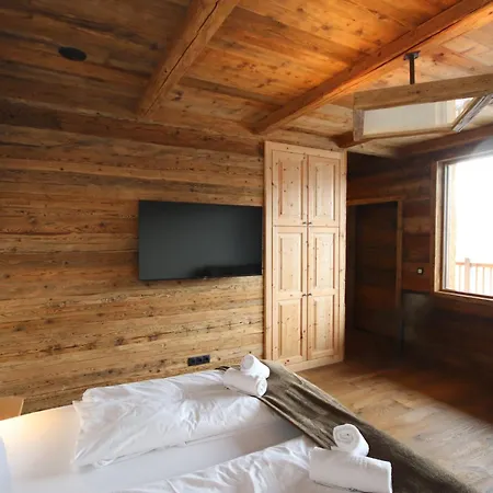 Holiday home Ebenholz By Interhome