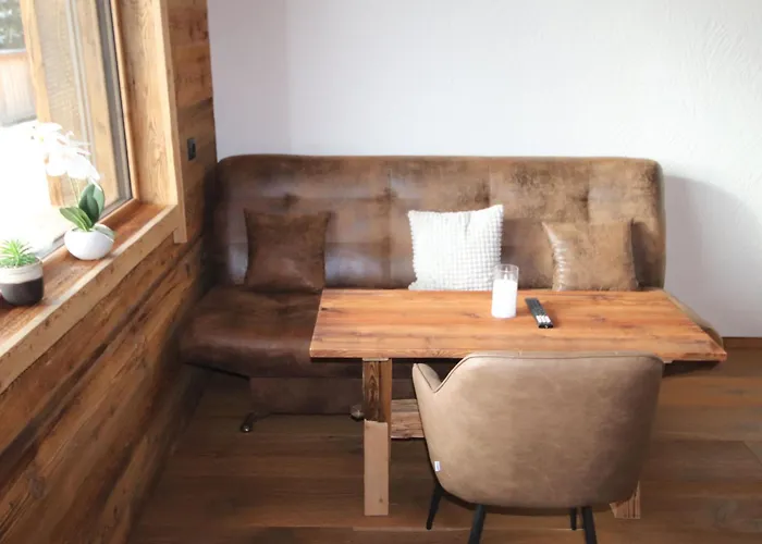 Ebenholz By Interhome * 弗利斯